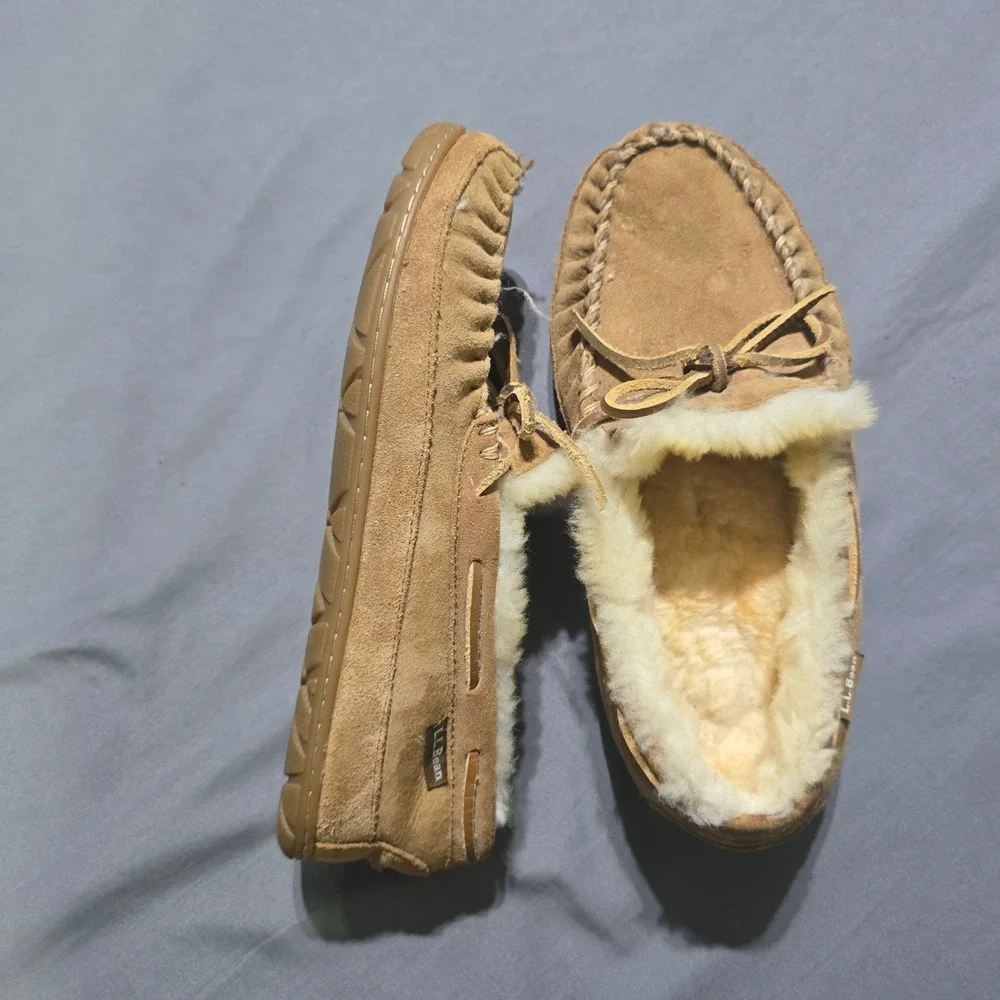 LL Bean Wicked Good Moccasins Mens 9 Wide Brown Sheepskin Slipper 265555